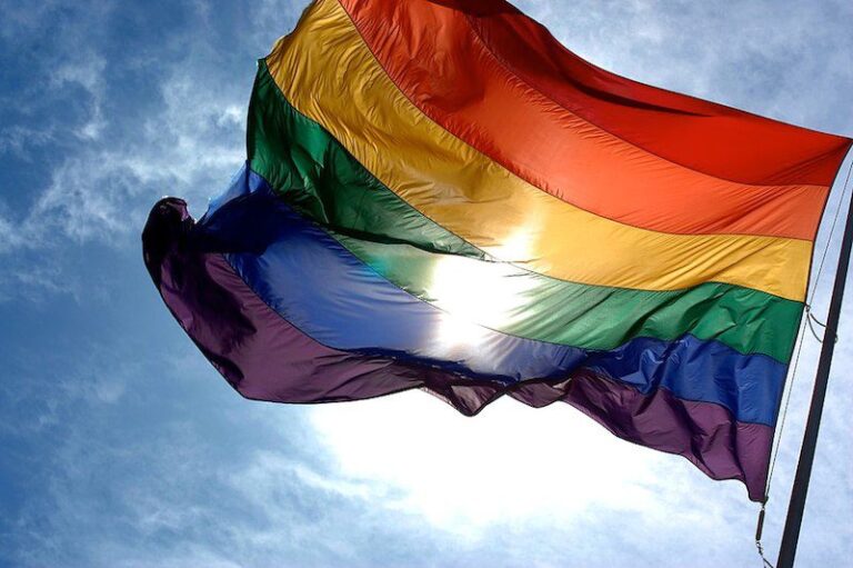 bandera-del-orgullo-gay-
