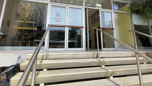 TRIBUNALES ENTRADA